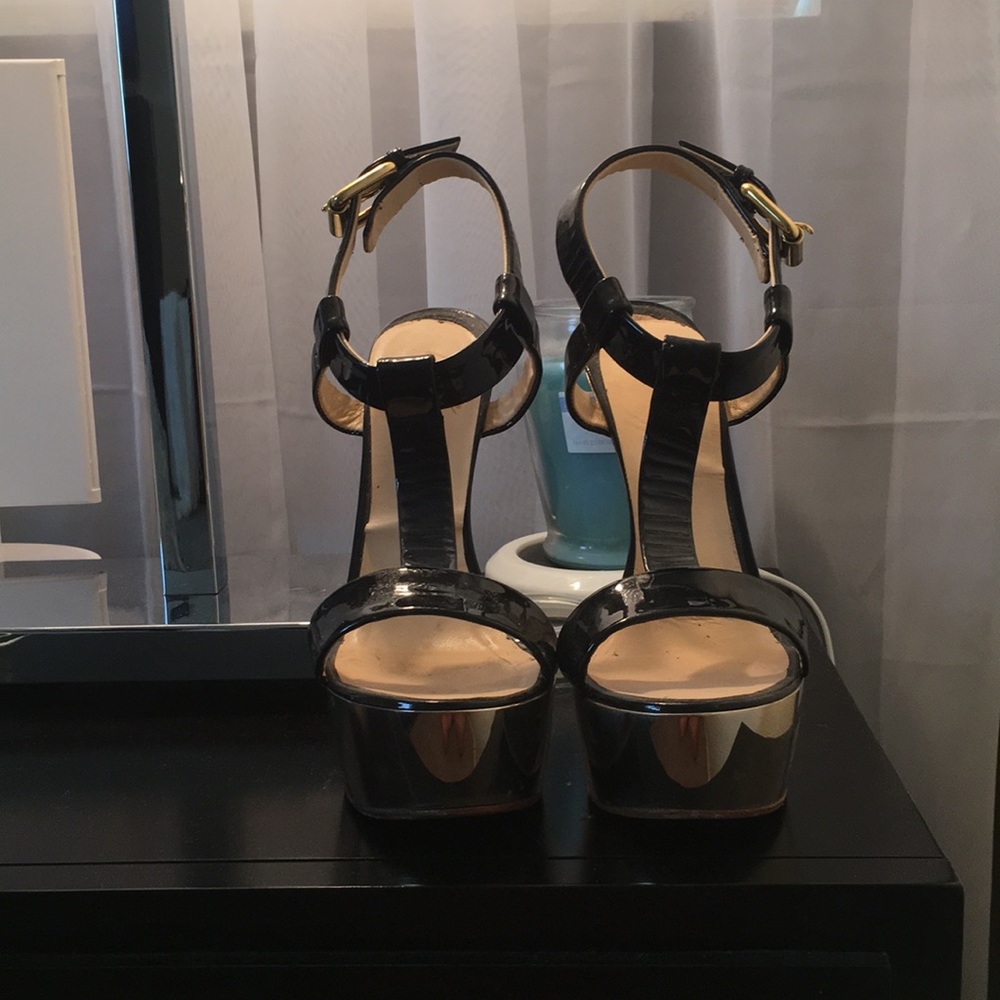 Authentic Giuseppe heels size 38.5